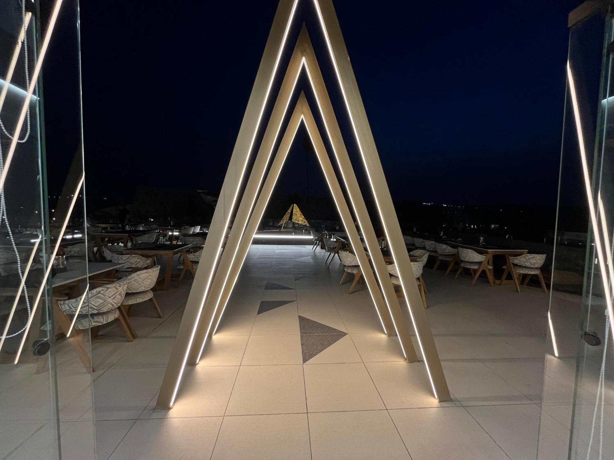Royal Great Pyramid Inn Kafr Ghatati Exterior photo