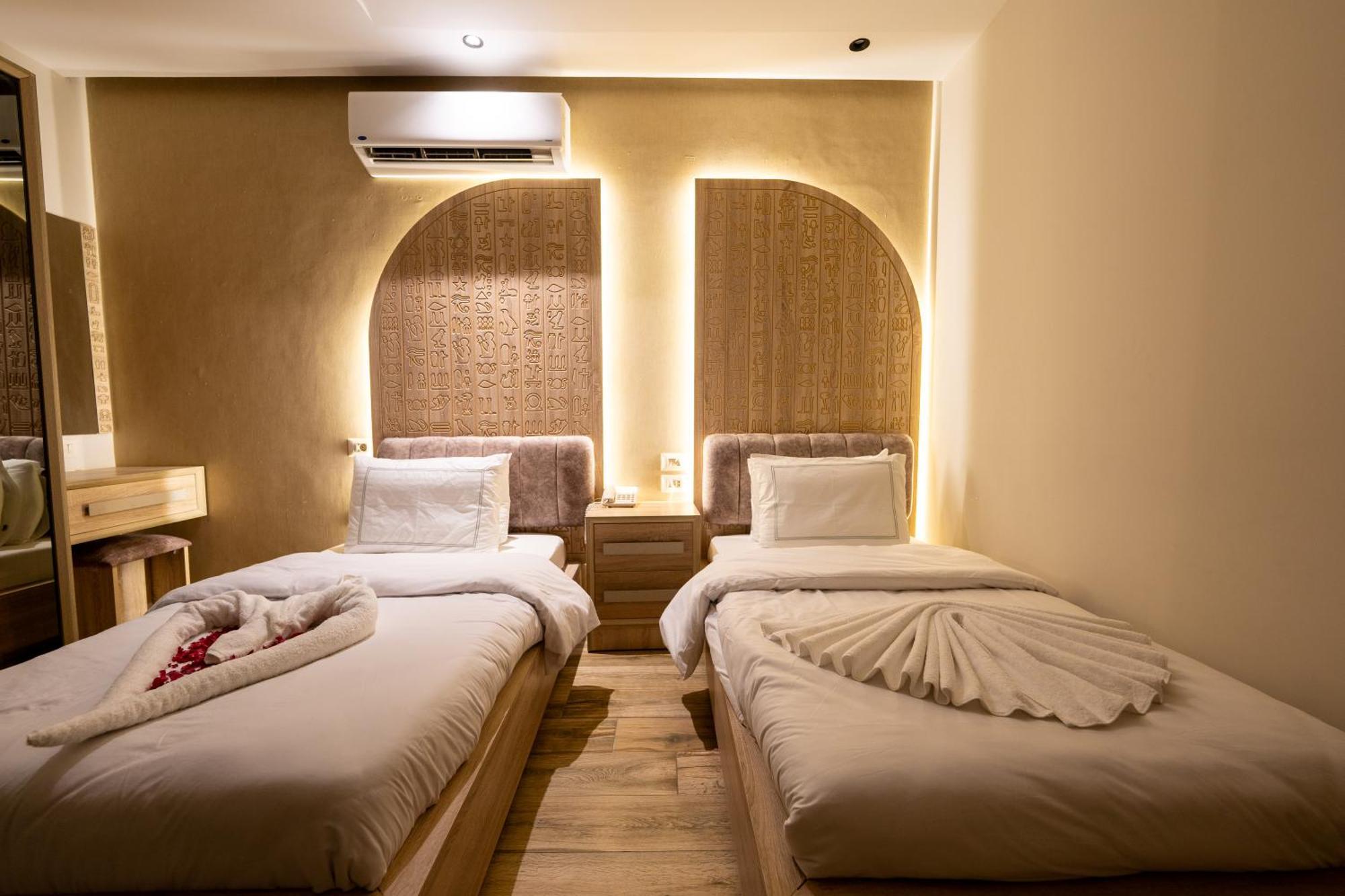 Royal Great Pyramid Inn Kafr Ghatati Exterior photo